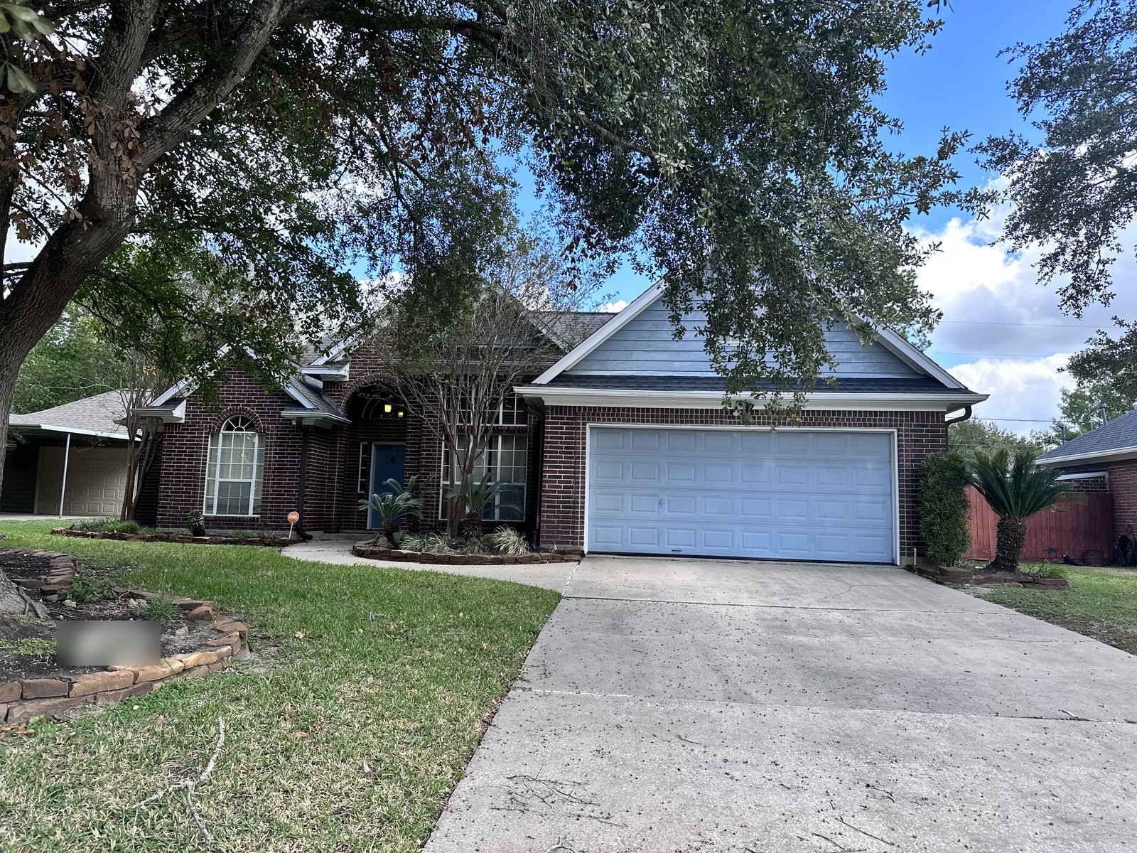 Front elevation of a Klein Meadows home in Spring, TX sold for cash