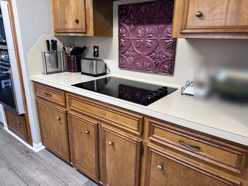 Kitchen in a Cimarron, Katy TX home purchased for cash from a retiring couple