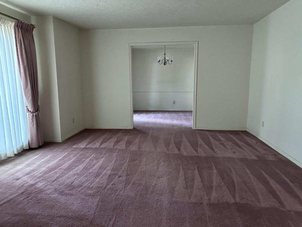 Living room in a Lakewood Forest home near Cypress, TX purchased for cash