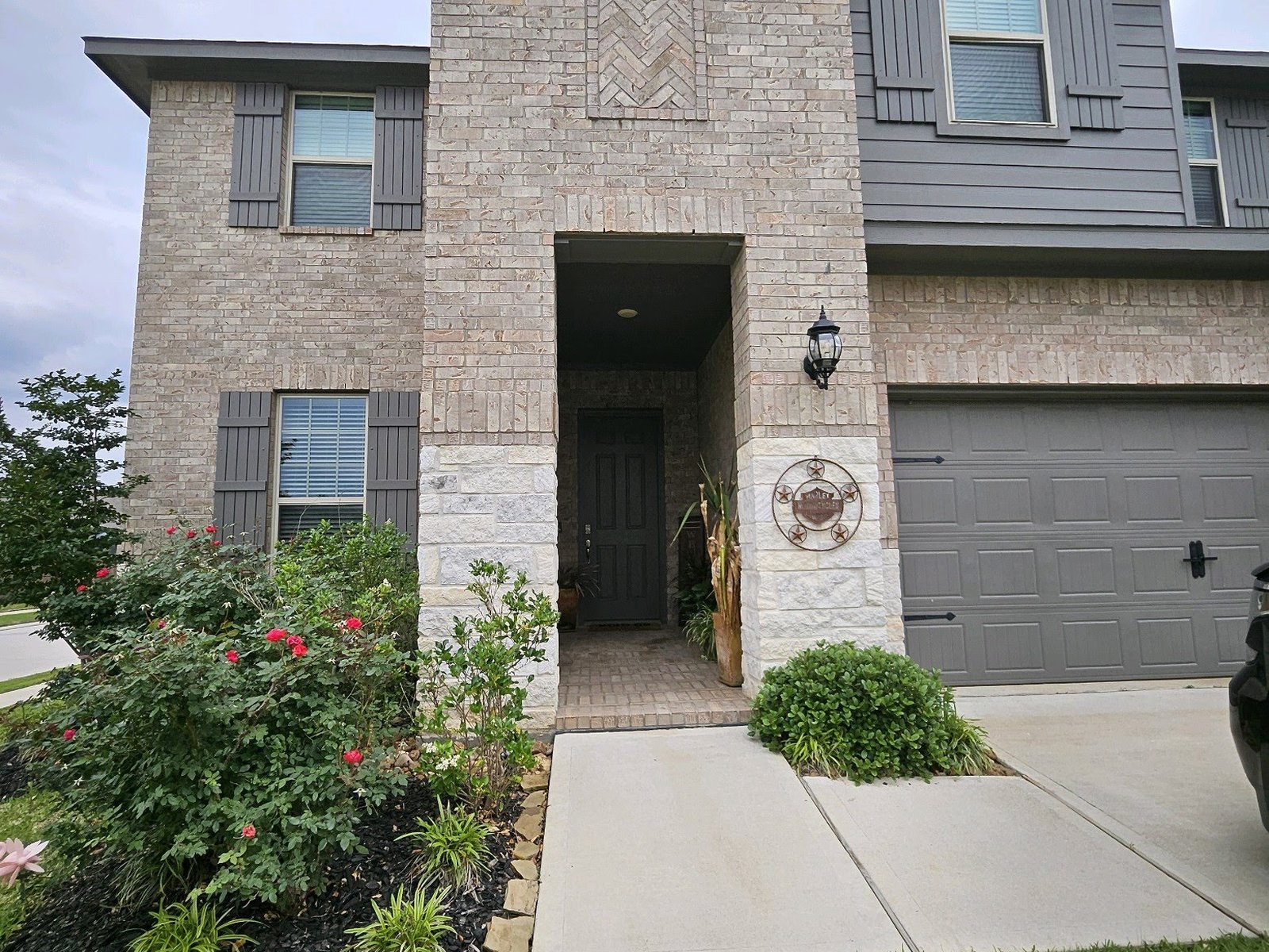 Front elevation of a Fairwater home in Montgomery, TX sold ahead of foreclosure